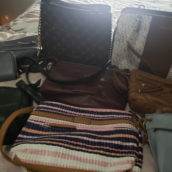 Purses - Picture 5 of 6